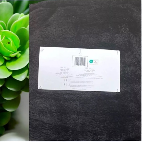 Elle Decor Black Oversize High Pile Plush Blanket/Throw 70”x 60” - Picture 3 of 5